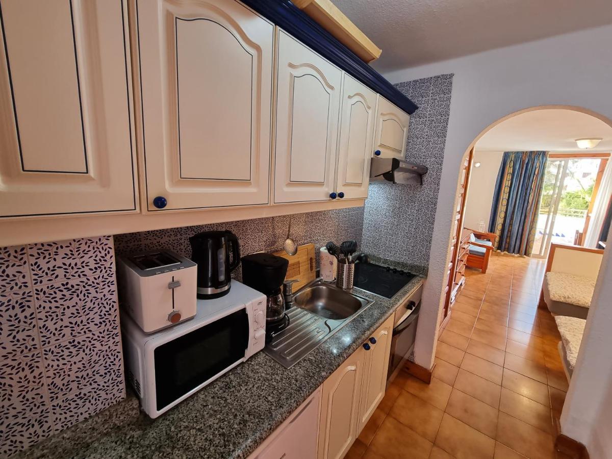 بلايا ذي لاس أميريكاس Studio Apartment No 1 Directly On The Beach And Sea, Terrace, Heated Pool, Wifi المظهر الخارجي الصورة