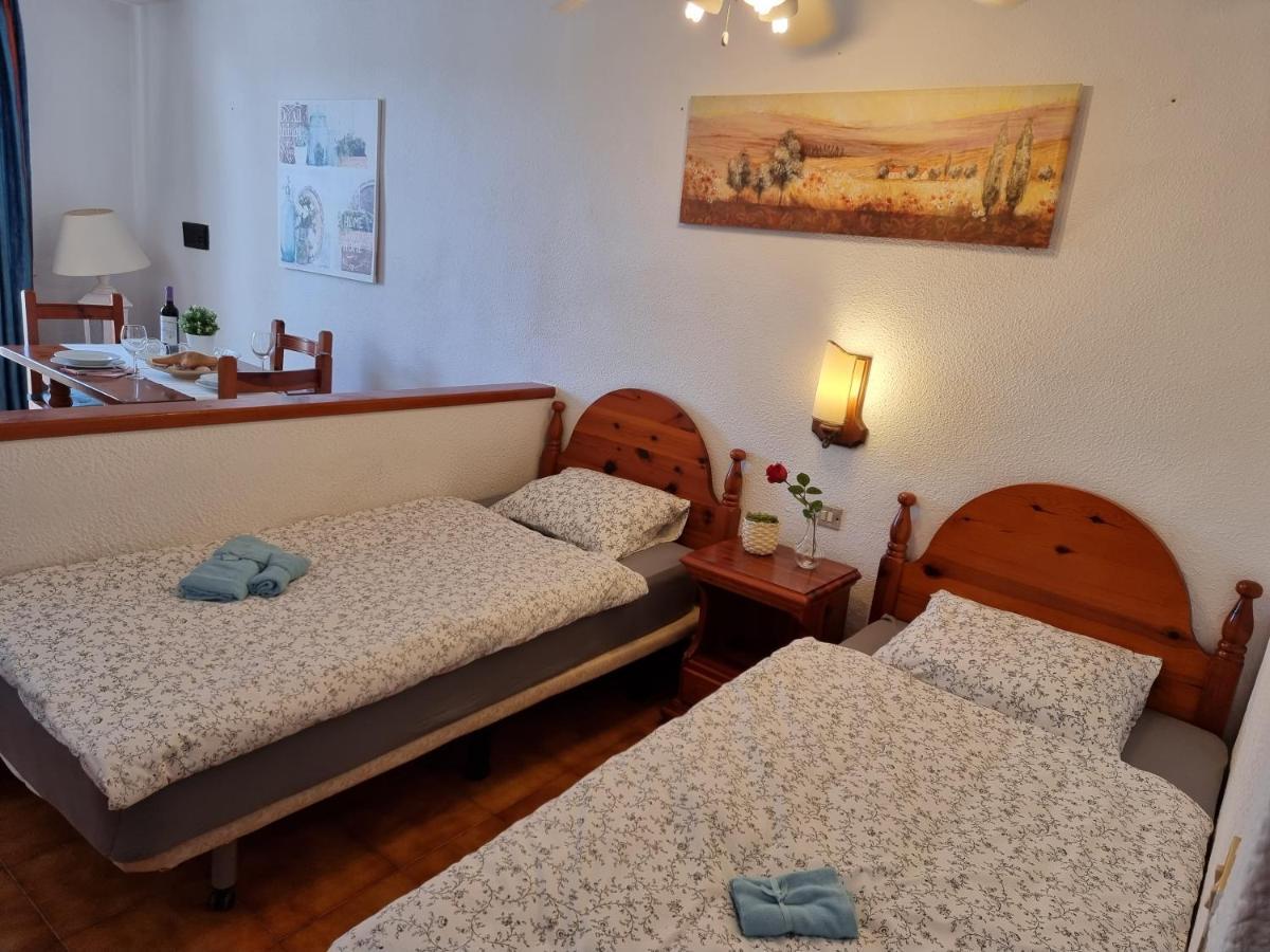 بلايا ذي لاس أميريكاس Studio Apartment No 1 Directly On The Beach And Sea, Terrace, Heated Pool, Wifi المظهر الخارجي الصورة