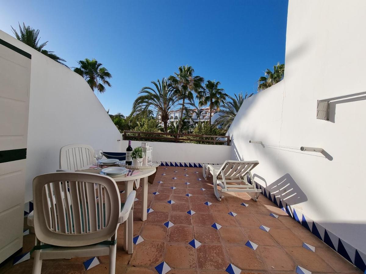 بلايا ذي لاس أميريكاس Studio Apartment No 1 Directly On The Beach And Sea, Terrace, Heated Pool, Wifi المظهر الخارجي الصورة